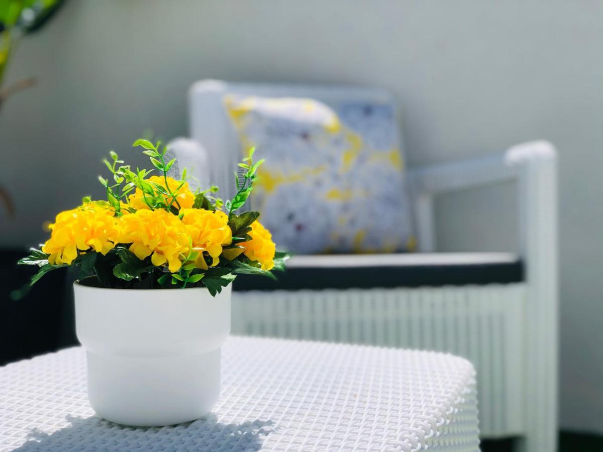 Central Tiled Apartment Авиеро Екстериор снимка