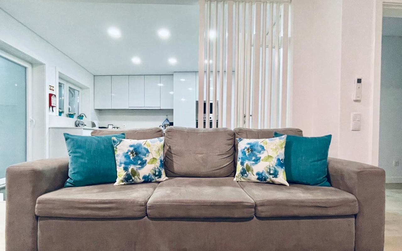Central Tiled Apartment Авиеро Екстериор снимка