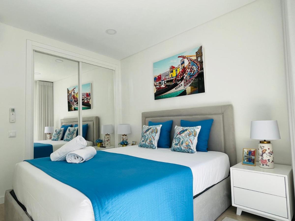 Central Tiled Apartment Авиеро Екстериор снимка