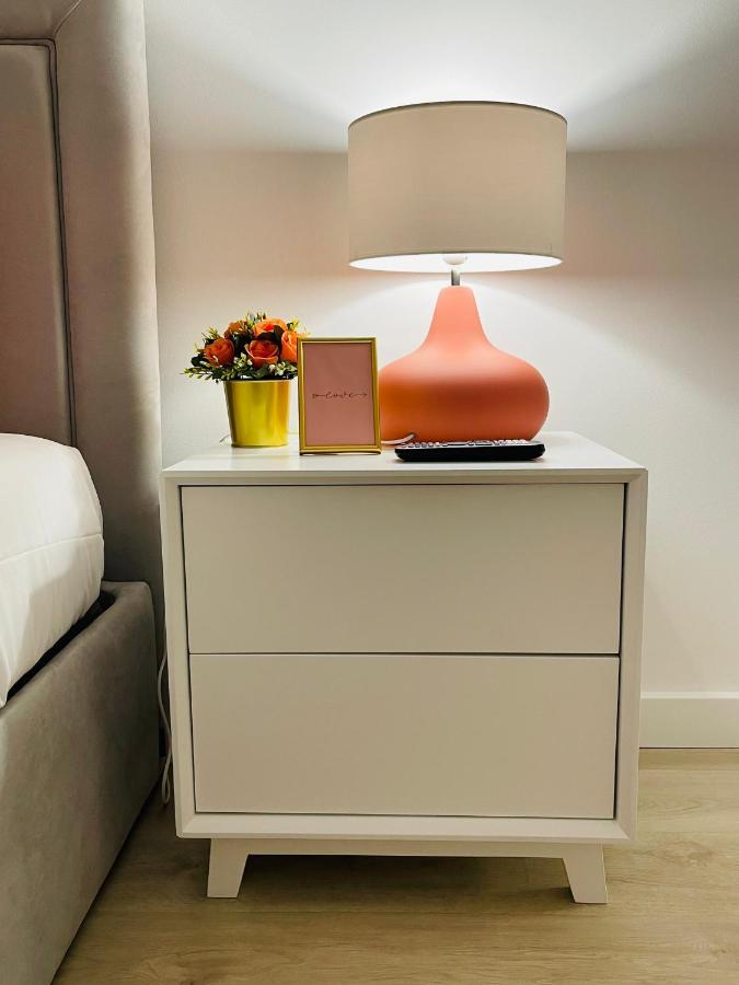 Central Tiled Apartment Авиеро Екстериор снимка