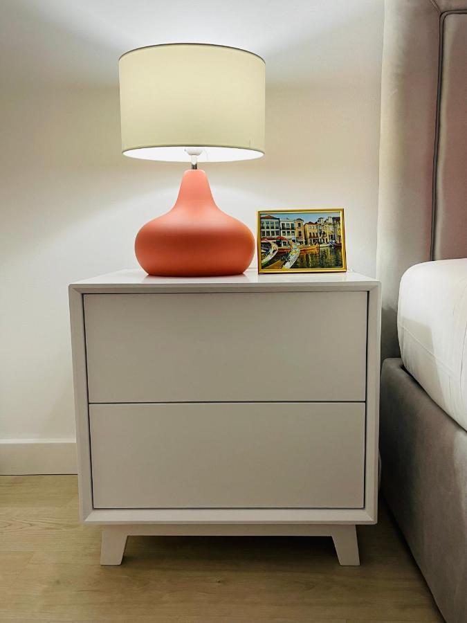 Central Tiled Apartment Авиеро Екстериор снимка