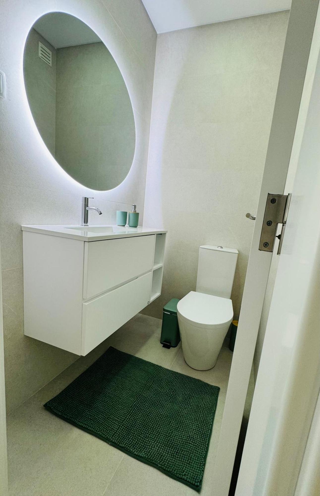 Central Tiled Apartment Авиеро Екстериор снимка